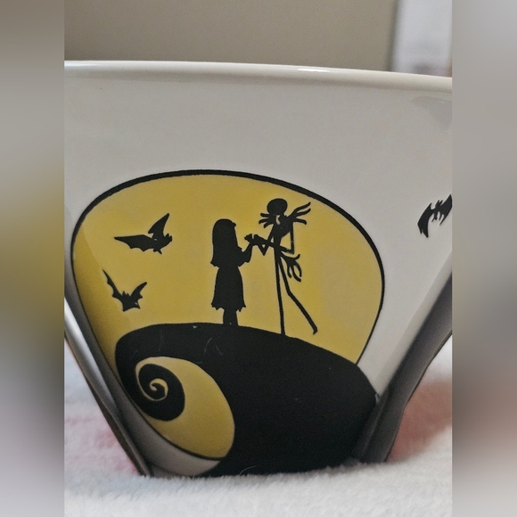Disney & Tim Burton's: Nightmare Before Christmas Ceramic Bowl w. Chopsticks - Picture 5 of 8